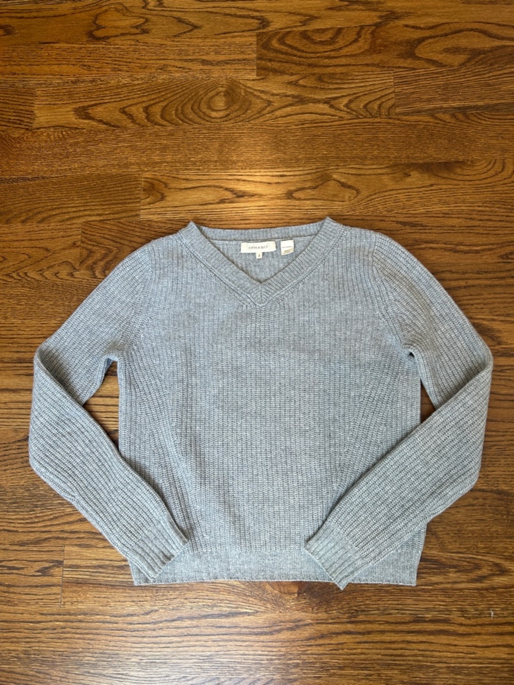 INHABIT 100% Cashmere Sweater gray ribbed v-neck size XS/S